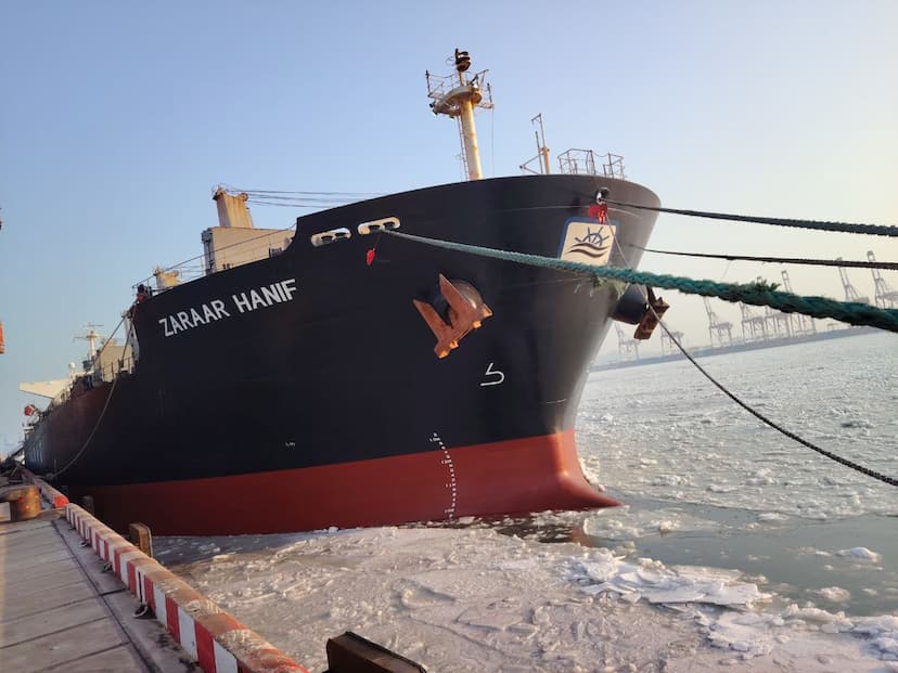ship 3